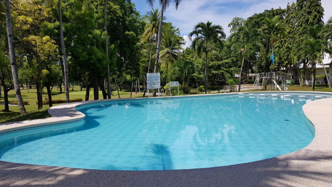 Cebu International Golf And Resort Бадиан Екстериор снимка